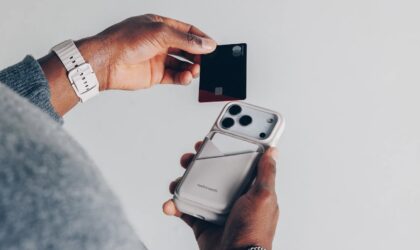 Twelve South MagFold Wallet Stand